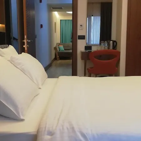 Henna Κωνσταντινούπολη