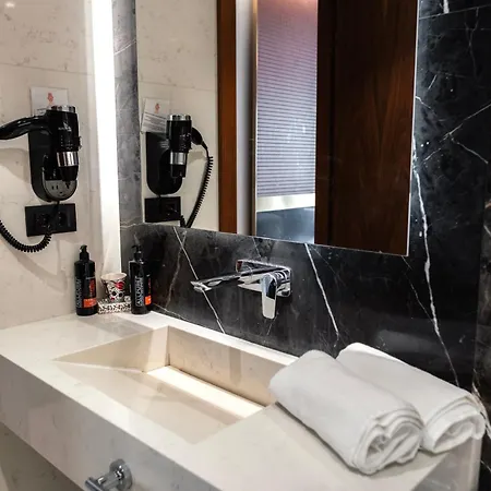 Hotell Henna 4*