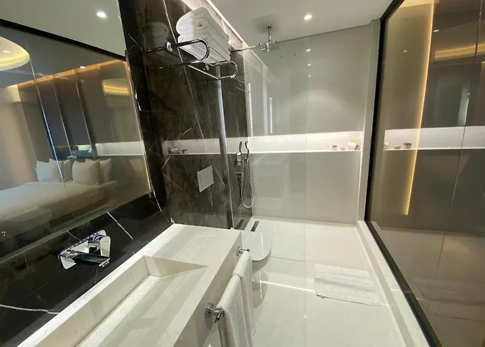 Ξενοδοχείο Henna 4*