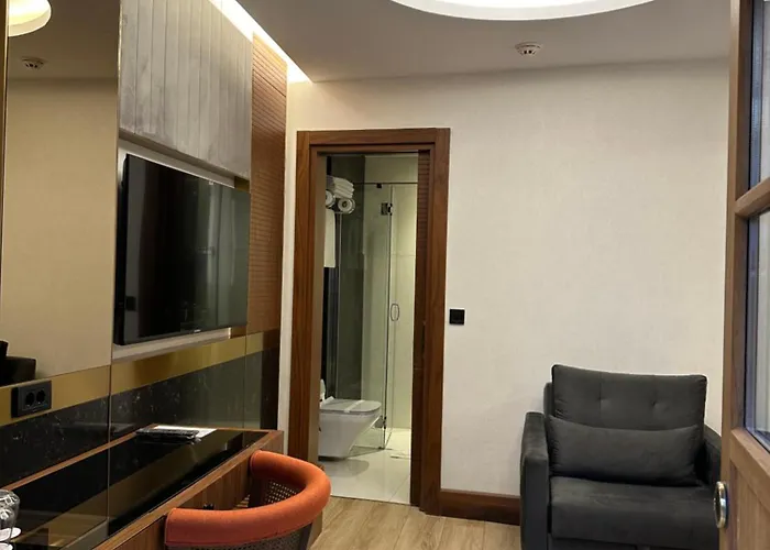 Henna Κωνσταντινούπολη